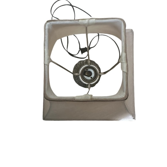 Decorative Metal Table Lamp 16" Tall - Picture 4 of 13